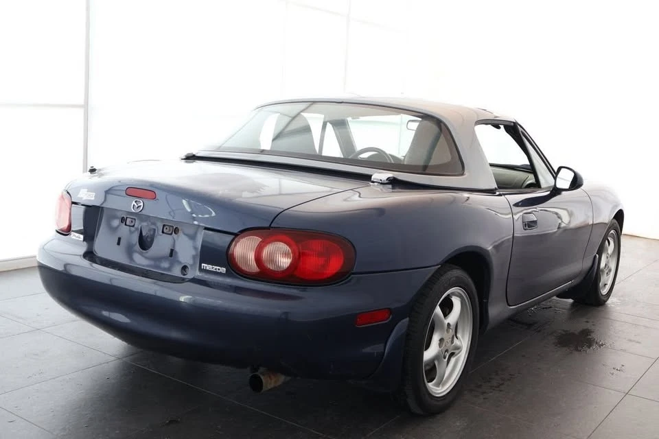 2002 Mazda NB MX-5 Miata - Image 17 of 17