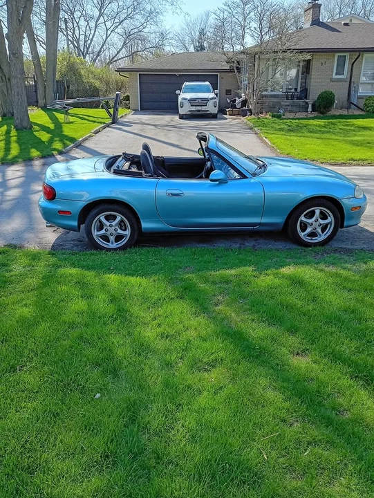 2002 Mazda NB MX-5 Miata - Image 4 of 12