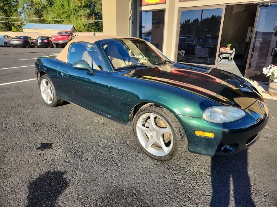 2002 Mazda NB MX-5 Miata - Image 2 of 19