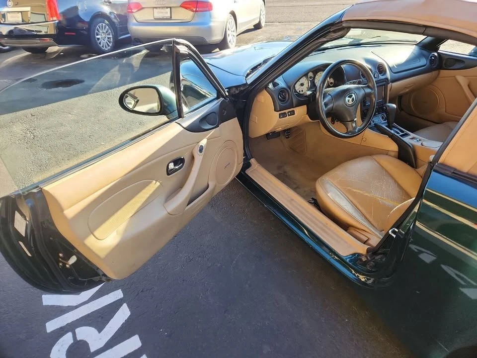 2002 Mazda NB MX-5 Miata - Image 9 of 19