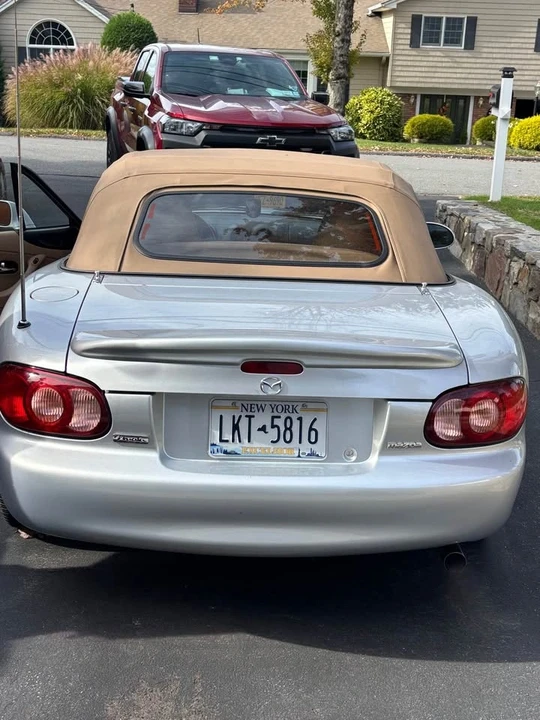 2002 Mazda NB MX-5 Miata - Image 5 of 6