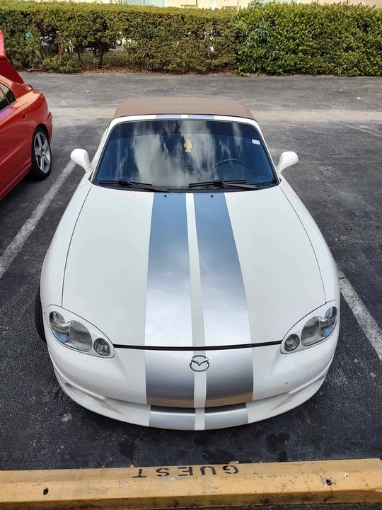 2002 Mazda NB MX-5 Miata - Image 3 of 3
