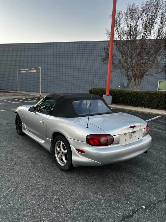 2002 Mazda NB MX-5 Miata - Image 3 of 7