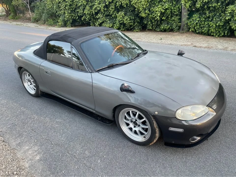 2002 Mazda NB MX-5 Miata - Image 6 of 9