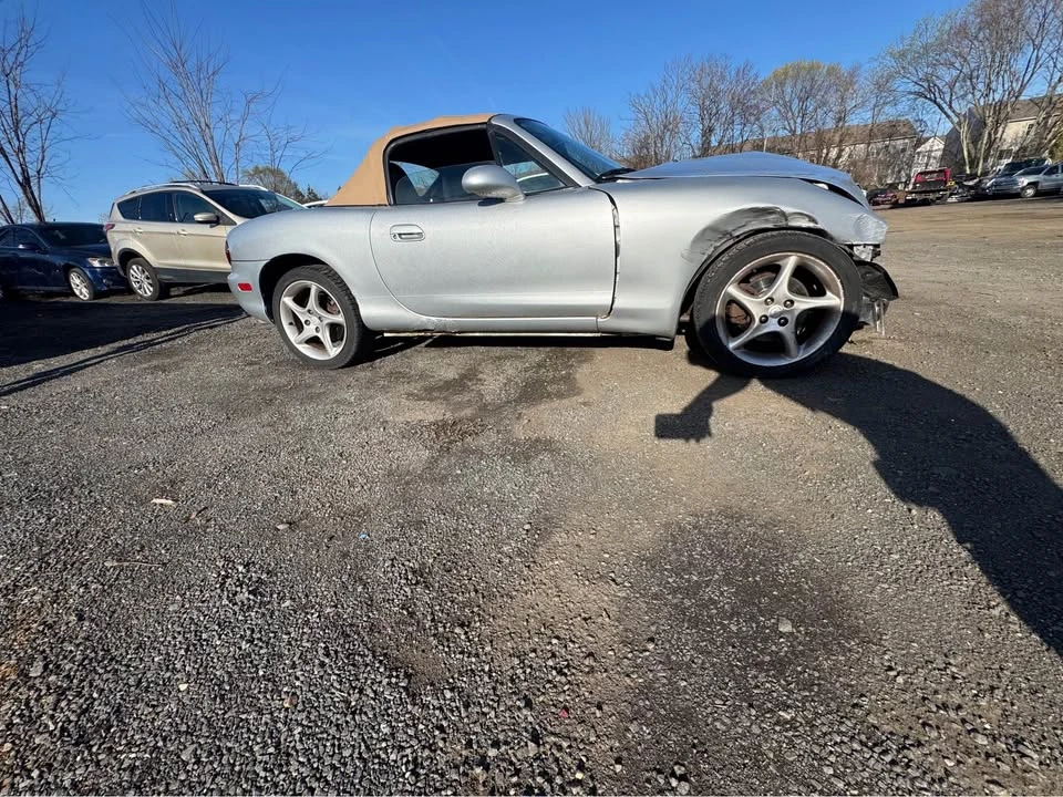 2002 Mazda NB MX-5 Miata - Image 3 of 6