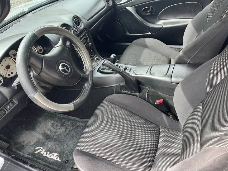 2002 Mazda NB MX-5 Miata - Image 8 of 9