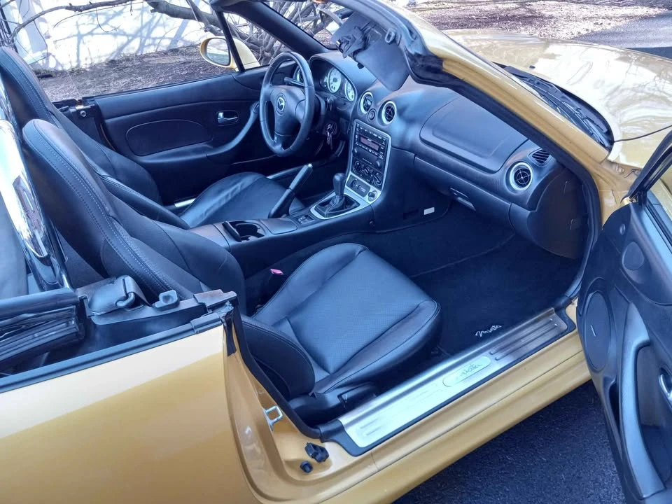2002 Mazda NB MX-5 Miata - Image 5 of 9