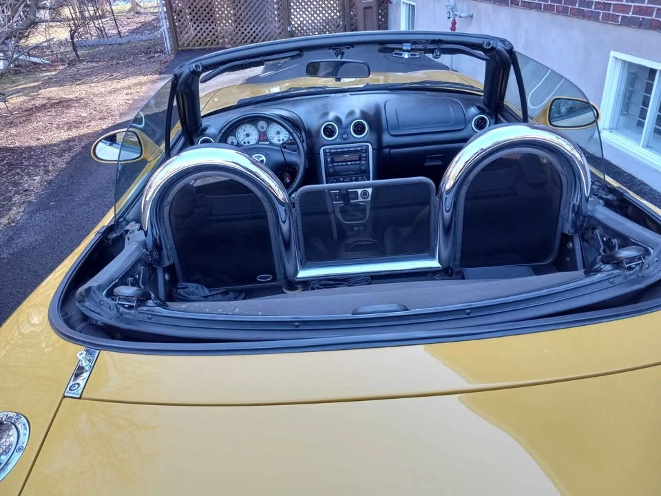 2002 Mazda NB MX-5 Miata - Image 6 of 9