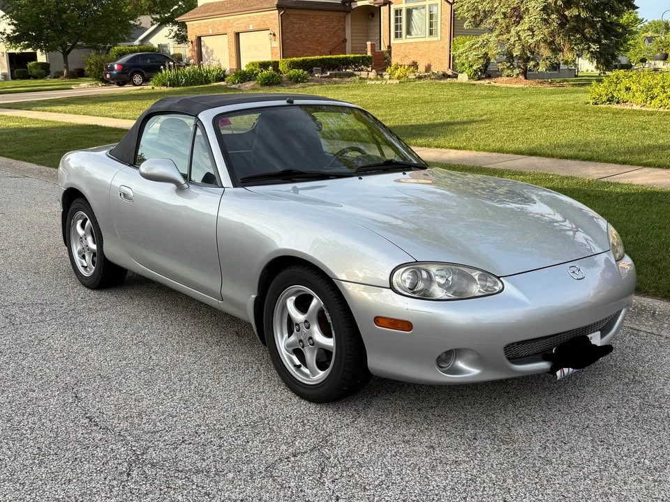 2002 Mazda NB MX-5 Miata - Image 3 of 10