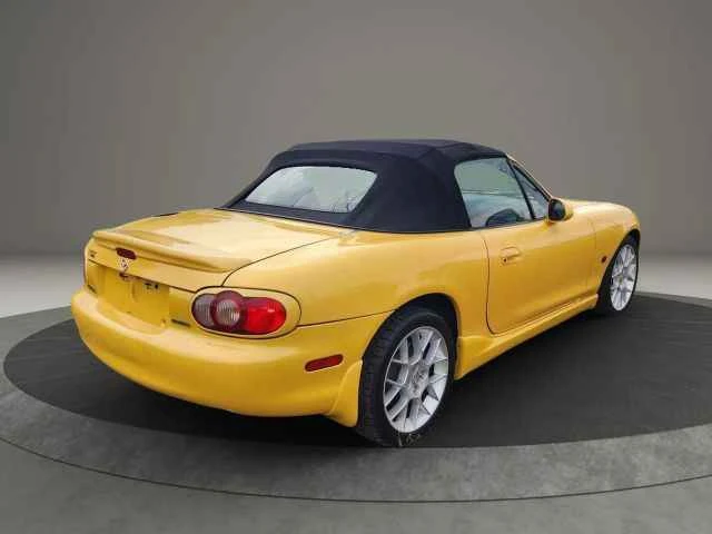 2002 Mazda NB MX-5 Miata - Image 4 of 12