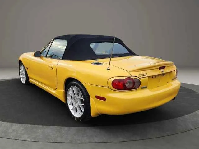 2002 Mazda NB MX-5 Miata - Image 5 of 12