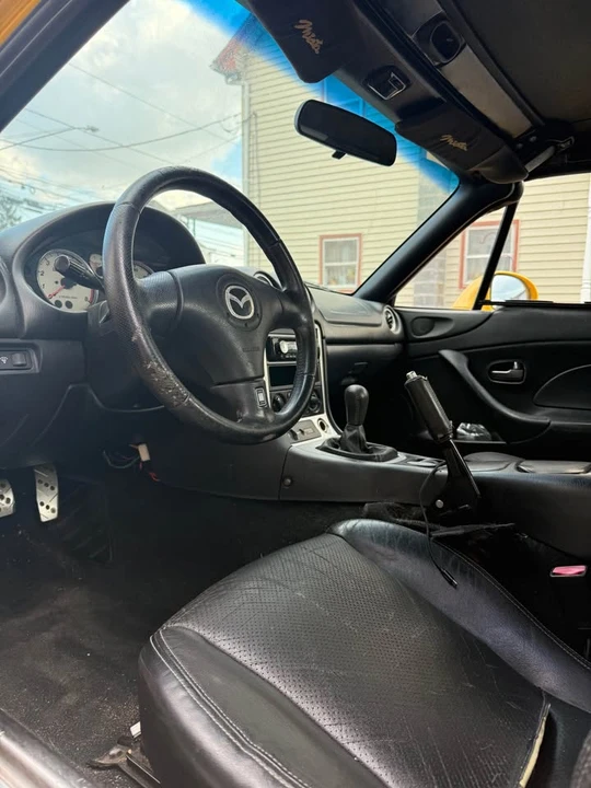 2002 Mazda NB MX-5 Miata - Image 3 of 9