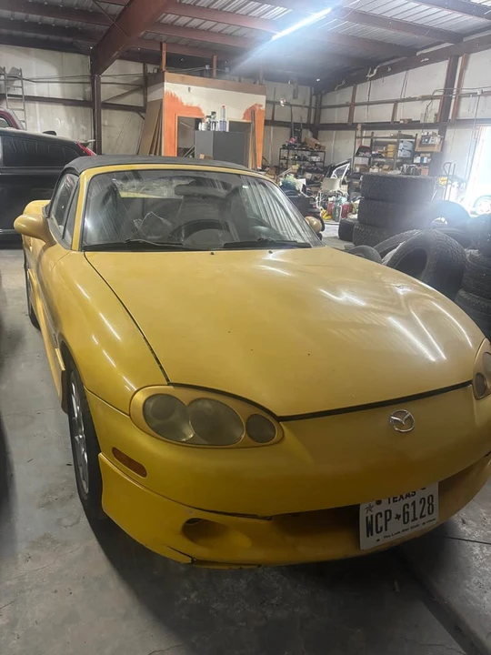 2002 Mazda NB MX-5 Miata - Image 2 of 8