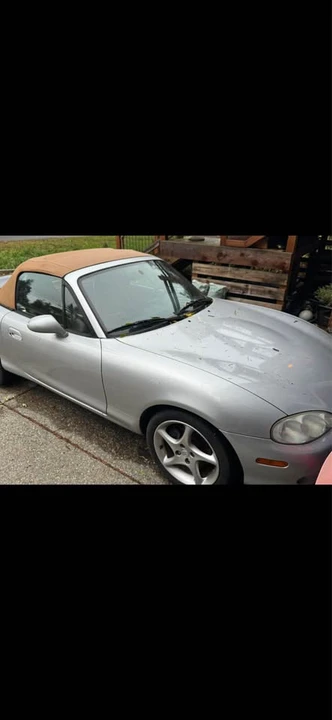2002 Mazda NB MX-5 Miata - Image 2 of 6
