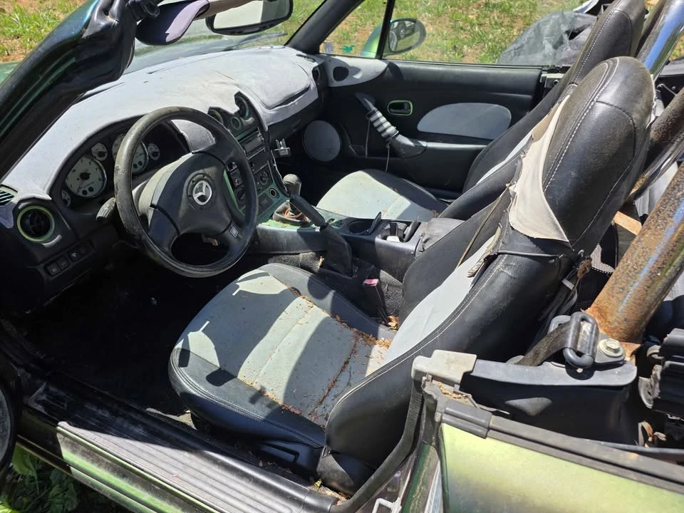 2002 Mazda NB MX-5 Miata - Image 3 of 5