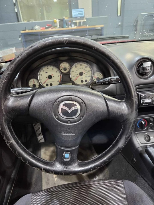 2002 Mazda NB MX-5 Miata - Image 7 of 14