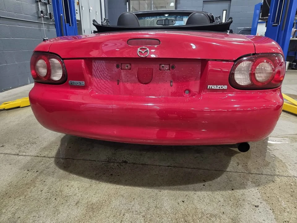 2002 Mazda NB MX-5 Miata - Image 6 of 14