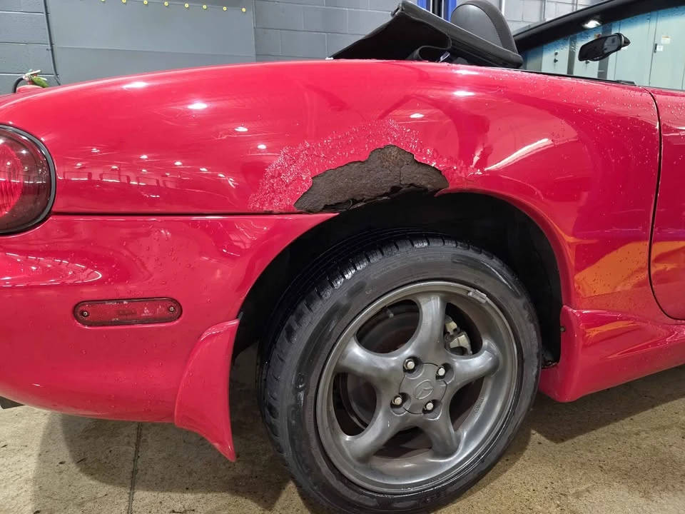 2002 Mazda NB MX-5 Miata - Image 5 of 14