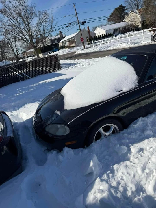 2002 Mazda NB MX-5 Miata - Image 2 of 7
