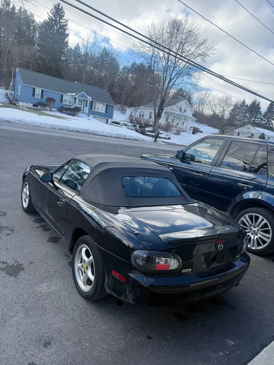 2002 Mazda NB MX-5 Miata - Image 2 of 5