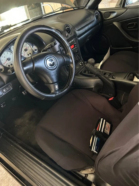 2002 Mazda NB MX-5 Miata - Image 4 of 7