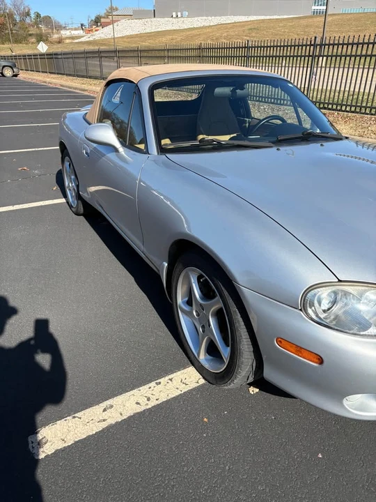 2002 Mazda NB MX-5 Miata - Image 8 of 19