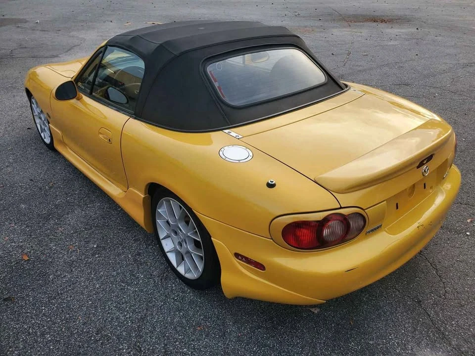 2002 Mazda NB MX-5 Miata - Image 12 of 13