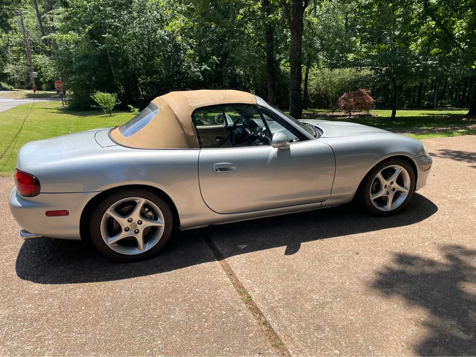 2002 Mazda NB MX-5 Miata - Image 2 of 6