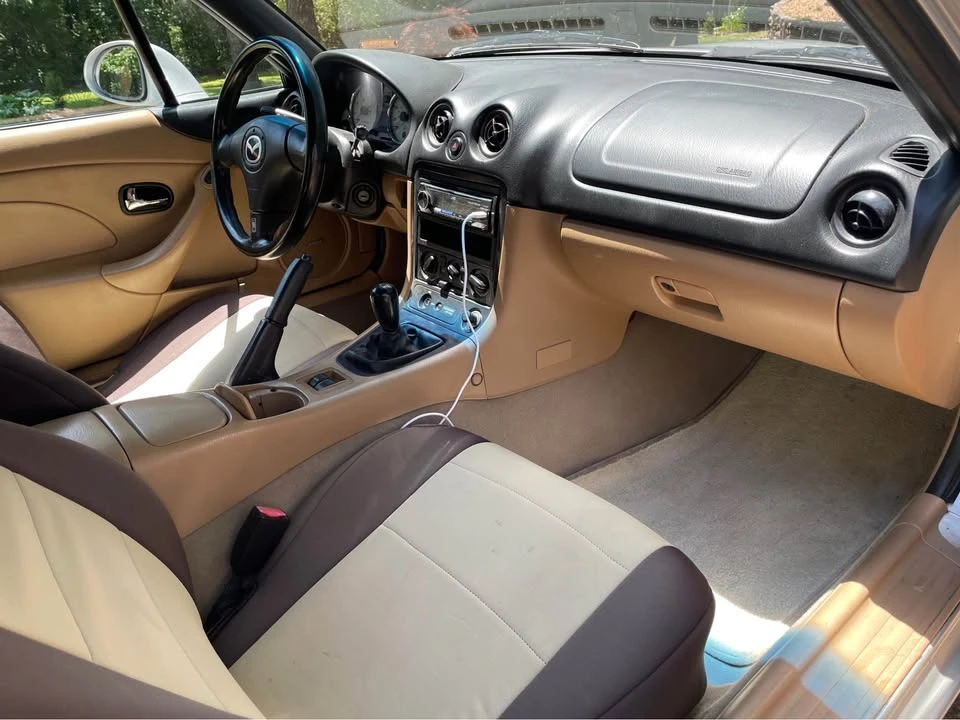 2002 Mazda NB MX-5 Miata - Image 4 of 6
