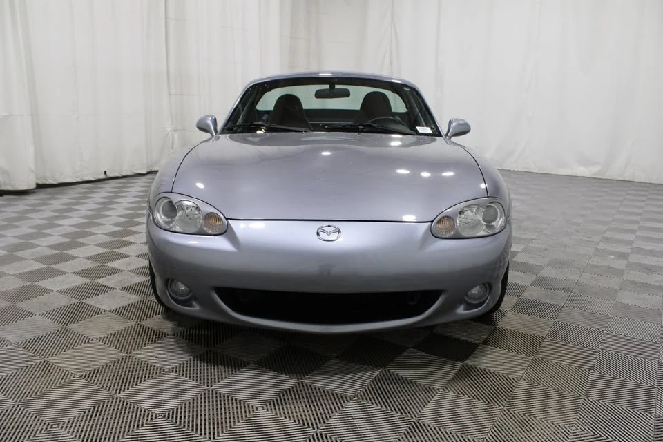 2002 Mazda NB MX-5 Miata - Image 3 of 18