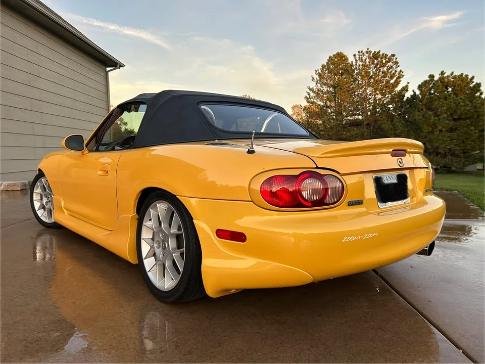 2002 Mazda NB MX-5 Miata - Image 4 of 20
