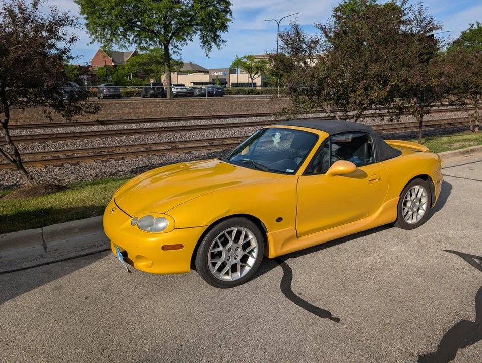 2002 Mazda NB MX-5 Miata - Image 3 of 10