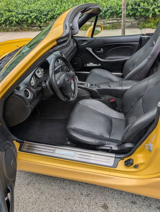 2002 Mazda NB MX-5 Miata - Image 6 of 10