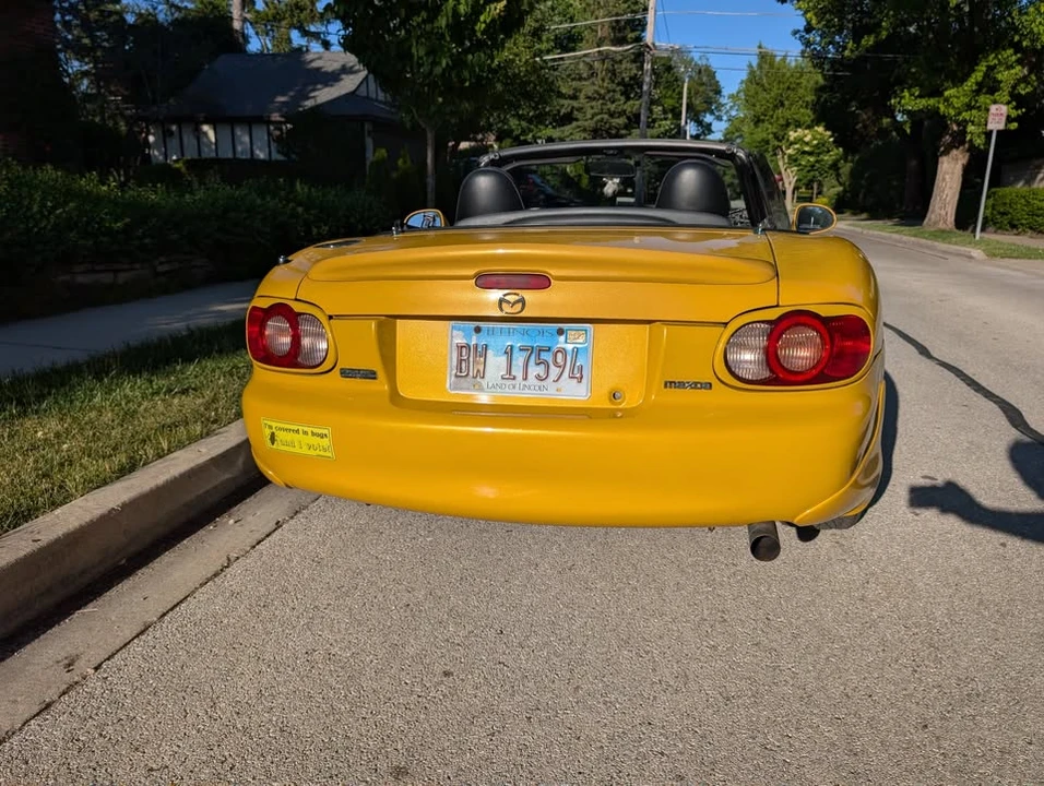 2002 Mazda NB MX-5 Miata - Image 5 of 10