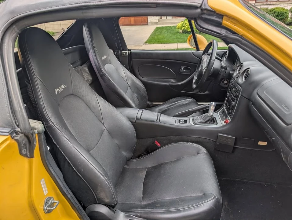 2002 Mazda NB MX-5 Miata - Image 8 of 10