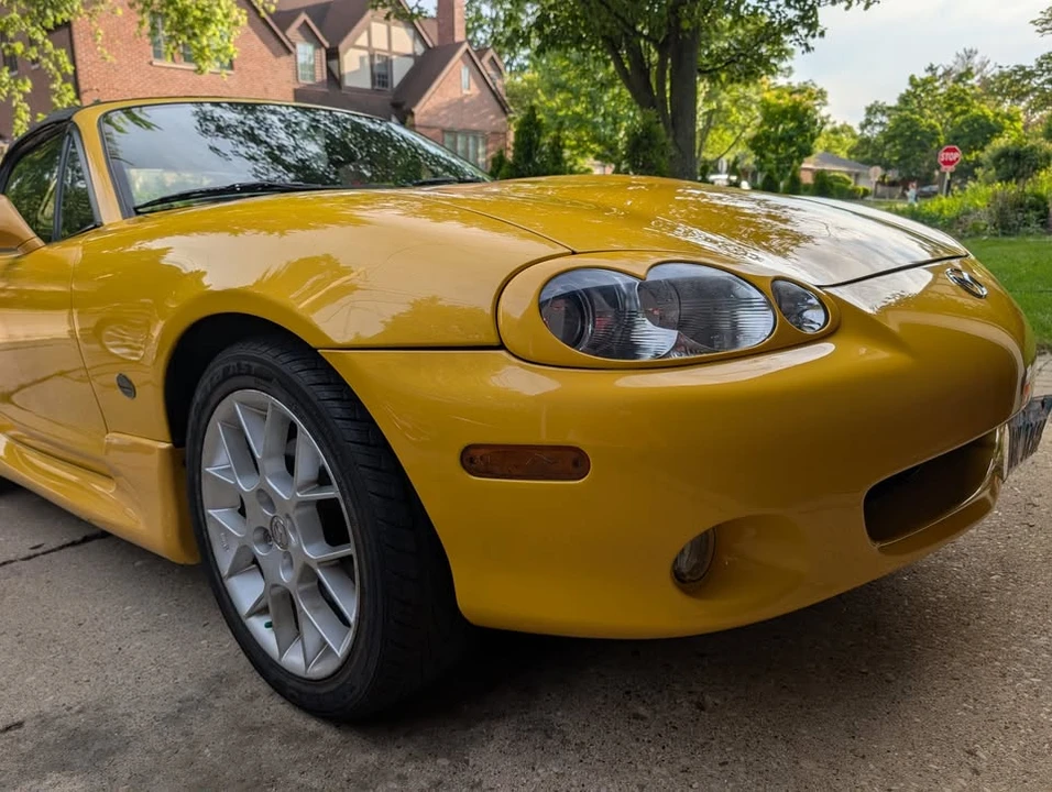 2002 Mazda NB MX-5 Miata - Image 2 of 10
