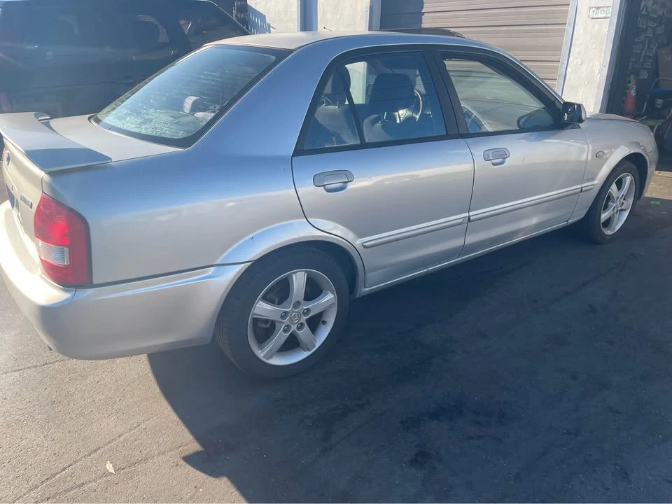 2002 Mazda Protege 9th Gen - Image 4 of 5