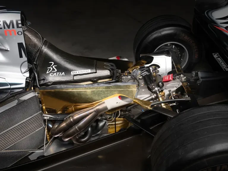 2002 McLaren McLaren Racing - Image 25 of 31