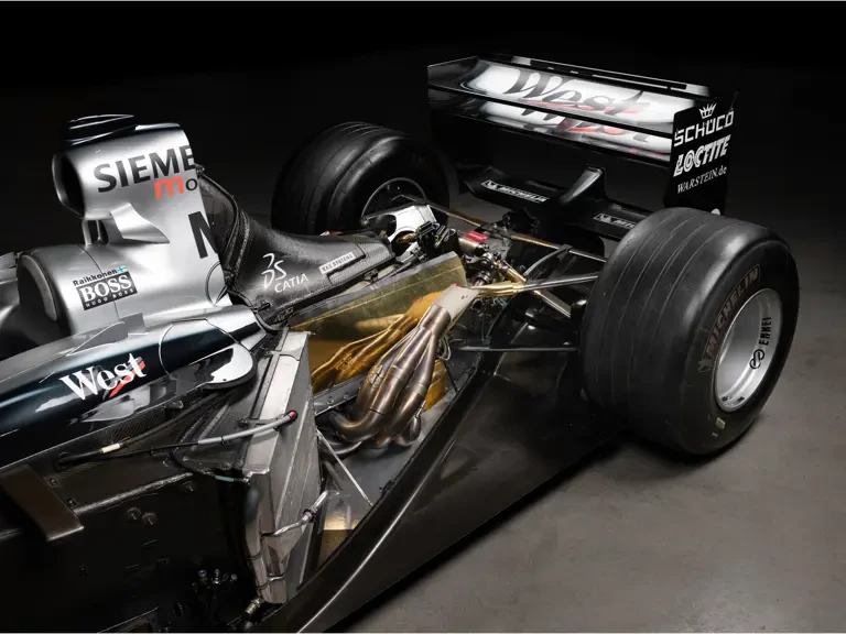 2002 McLaren McLaren Racing - Image 24 of 31