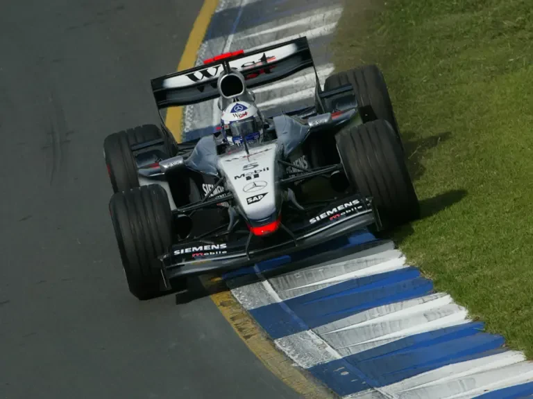 2002 McLaren McLaren Racing - Image 9 of 31