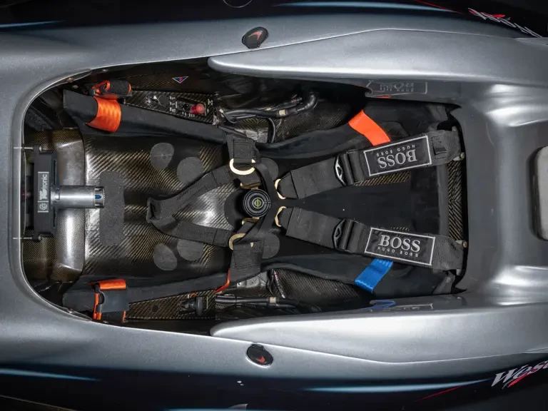 2002 McLaren McLaren Racing - Image 15 of 31