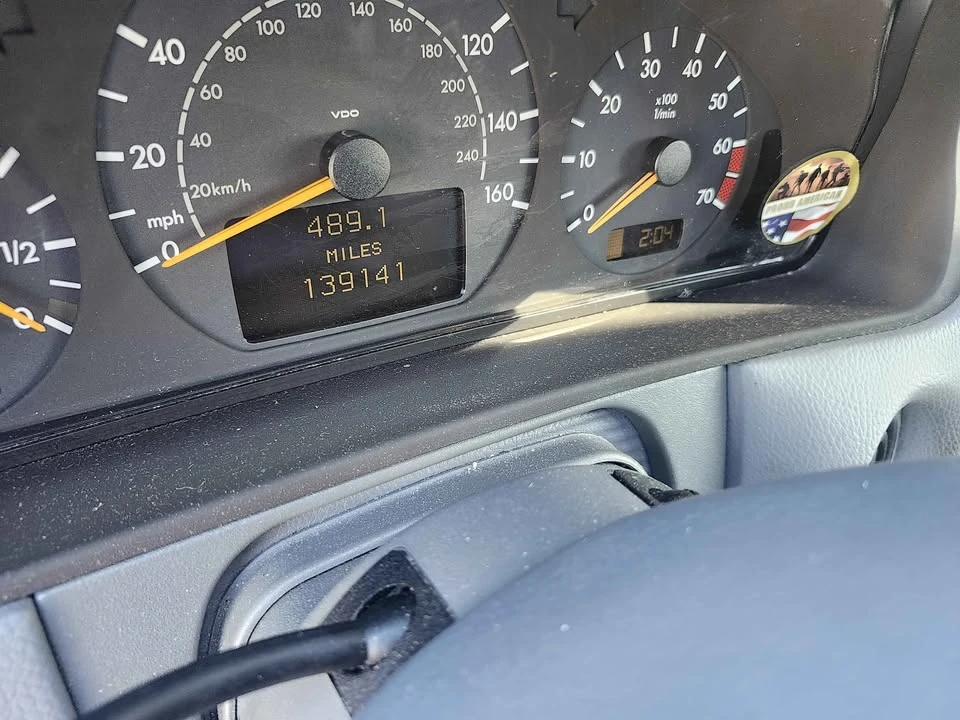 2002 Mercedes-Benz W210 E-Class - Image 2 of 9