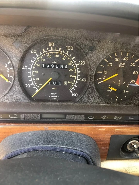 2002 Mercedes-Benz W220 S-Class - Image 9 of 14