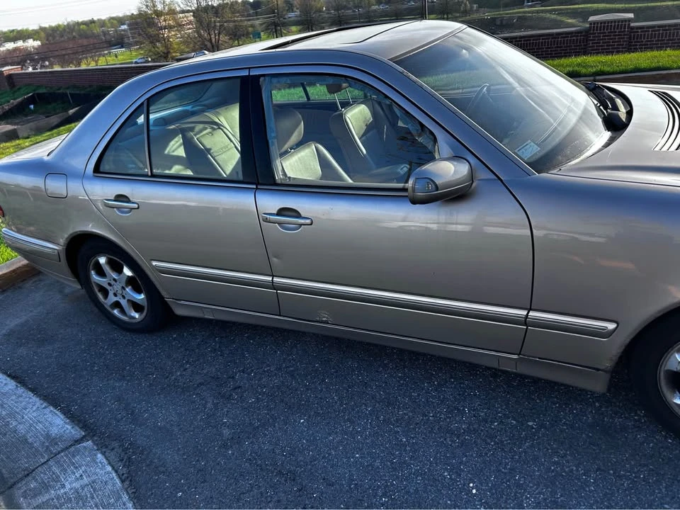 2002 Mercedes-Benz W210 E-Class - Image 3 of 3