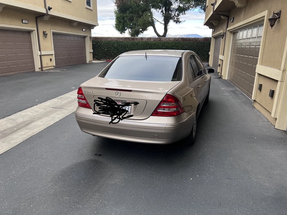 2002 Mercedes-Benz W203 C-Class - Image 7 of 14