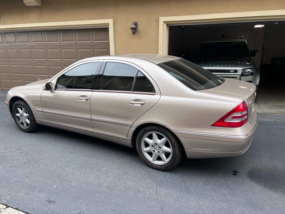 2002 Mercedes-Benz W203 C-Class - Image 5 of 14