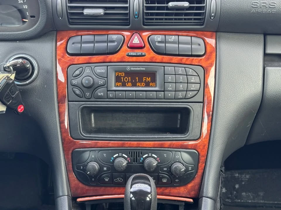 2002 Mercedes-Benz W203 C-Class - Image 14 of 17