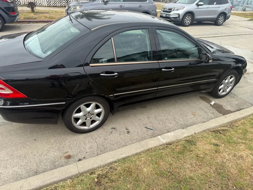 2002 Mercedes-Benz W203 C-Class - Image 3 of 5