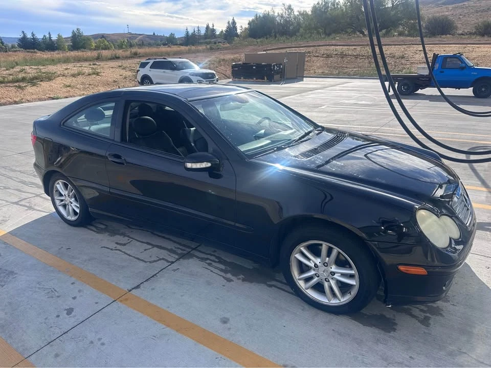 2002 Mercedes-Benz W203 C-Class - Image 2 of 11