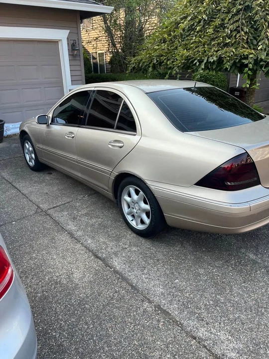 2002 Mercedes-Benz W203 C-Class - Image 5 of 10